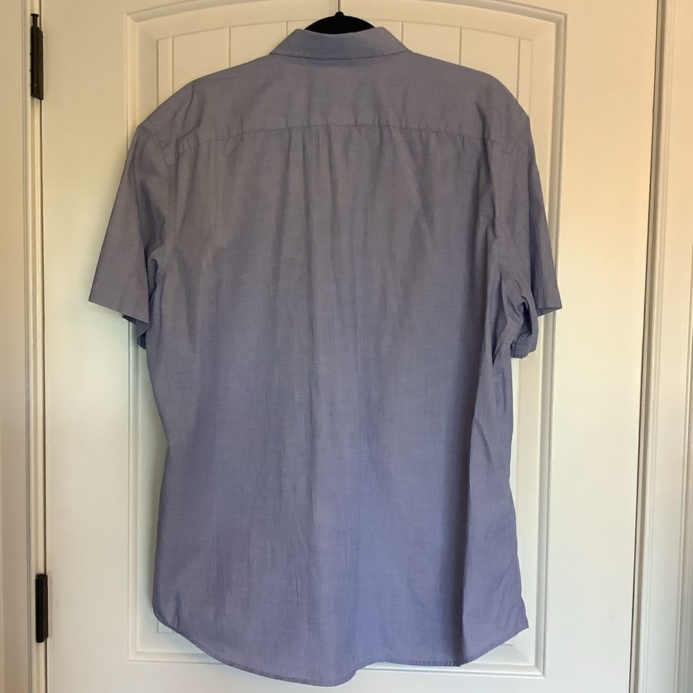 Banana Republic Slim‎ Fit Button Down - Picture 4 of 6